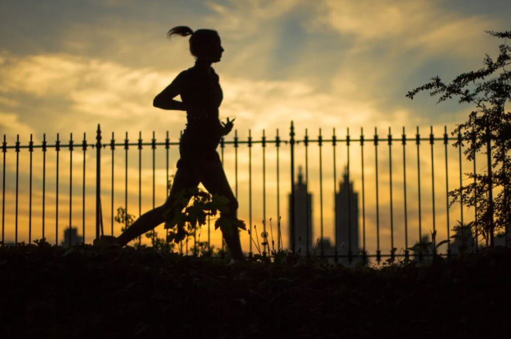 Morning vs evening exercise: See the right answer to the common question for weight loss | IC